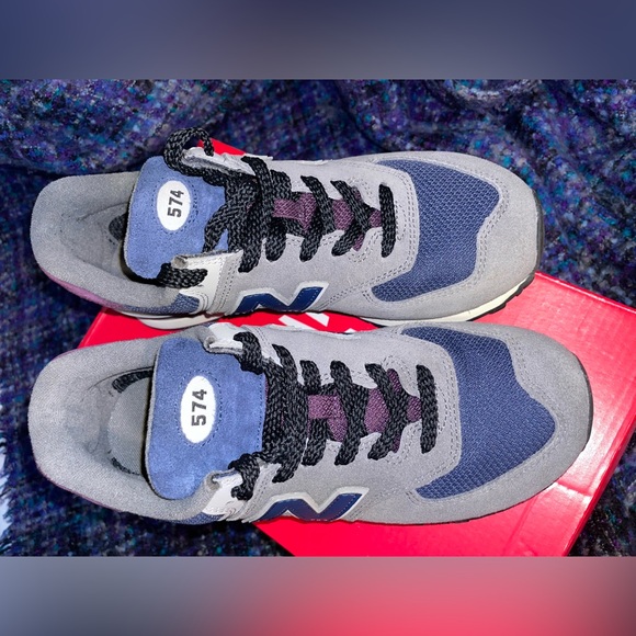 New Balance/New Vintage Style 574 Sneakers - Picture 5 of 11